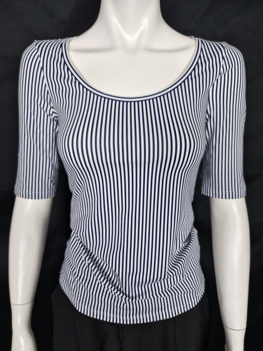 Navy and White Stripped Cropped Sleeve Top