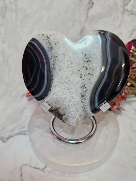 Black Lace Agate Heart on a stand