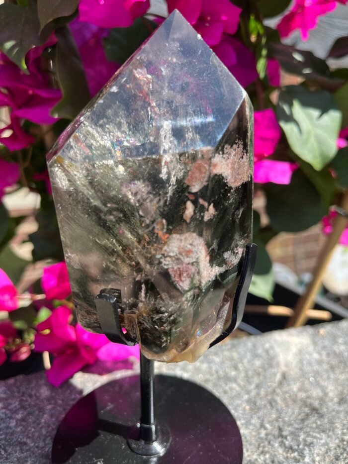 Large Garden Quartz Freeform with Stand - Image 9