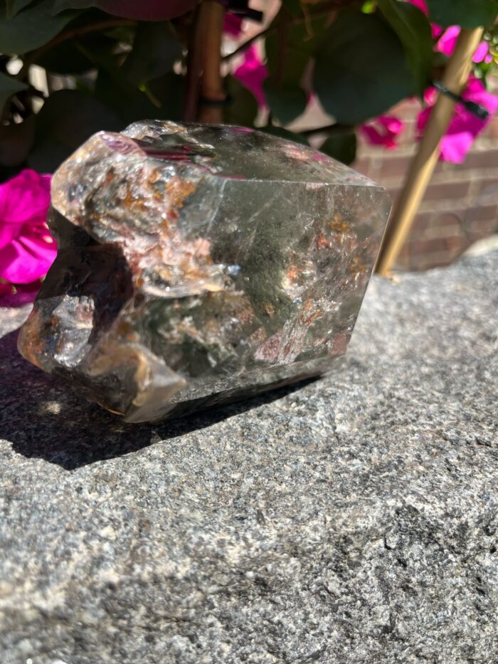 Large Garden Quartz Freeform with Stand - Image 4