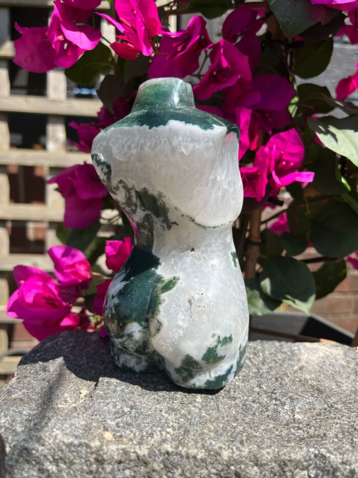 Druzy Moss Agate Body Female Shape Carving - Image 4