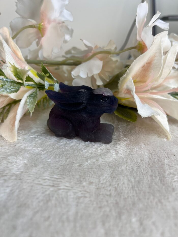Flourite Hare Carving - Image 3